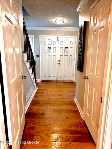 7607 Briarwood Dr, Crestwood, KY 40014