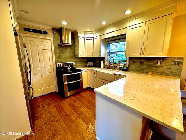 7607 Briarwood Dr, Crestwood, KY 40014