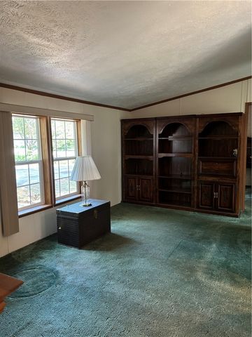 1 Darius Lane, Coventry, RI 02816