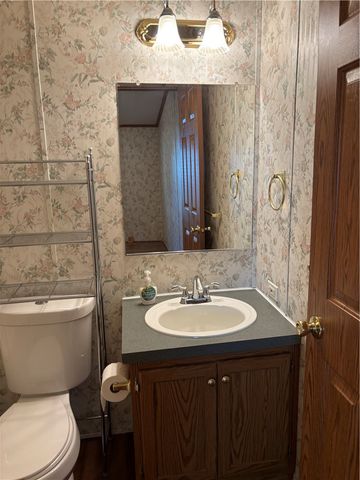 1 Darius Lane, Coventry, RI 02816