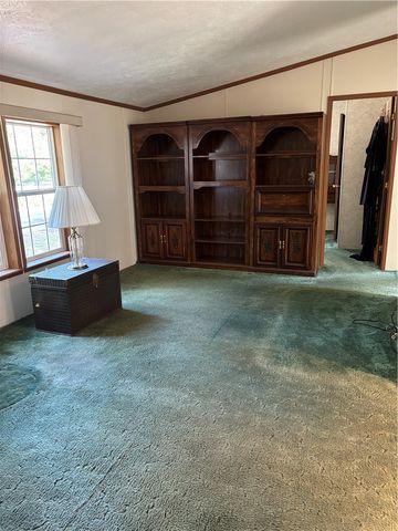 1 Darius Lane, Coventry, RI 02816