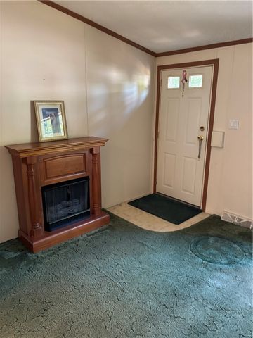 1 Darius Lane, Coventry, RI 02816