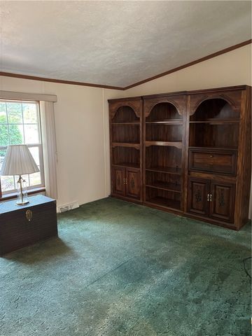 1 Darius Lane, Coventry, RI 02816