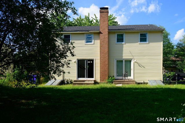 5-7 Leichtner Drive, East Hartford, CT 06118