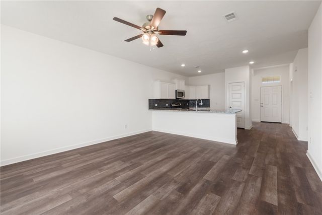 222 Cross Lane, Caldwell, TX 77836