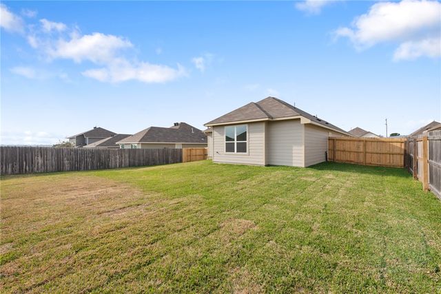222 Cross Lane, Caldwell, TX 77836
