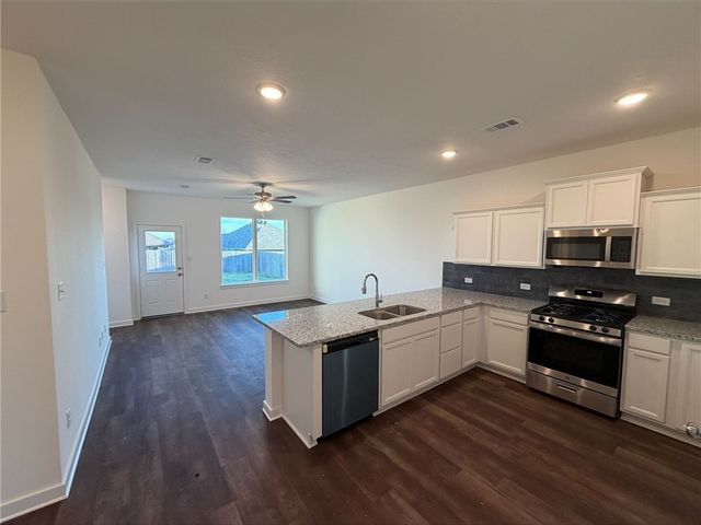 222 Cross Lane, Caldwell, TX 77836