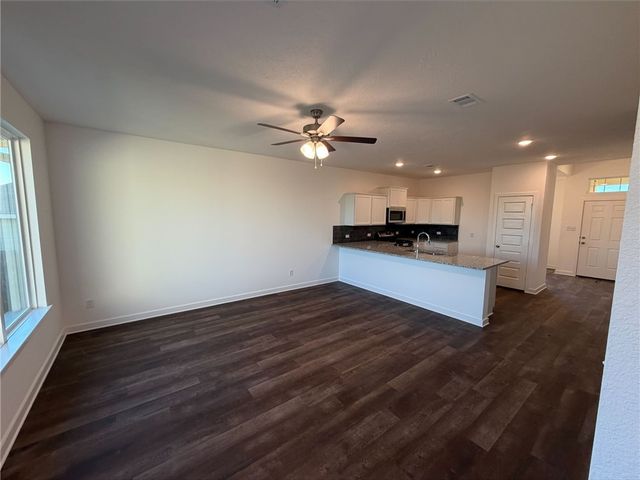 222 Cross Lane, Caldwell, TX 77836