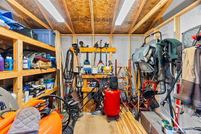 350 Dolphin Avenue NE, Ocean Shores, WA 98569