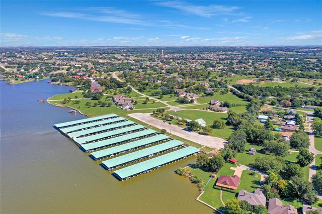 1716 Bent Tree Court, Granbury, TX 76049