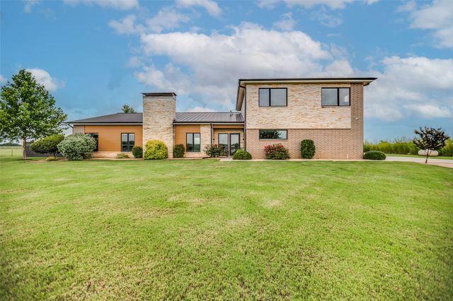 3221 Wilson Road, Palmer, TX 75152