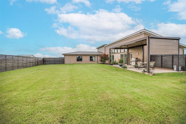 3221 Wilson Road, Palmer, TX 75152