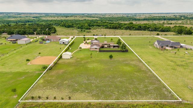 3221 Wilson Road, Palmer, TX 75152