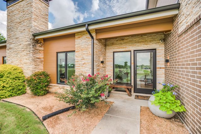 3221 Wilson Road, Palmer, TX 75152