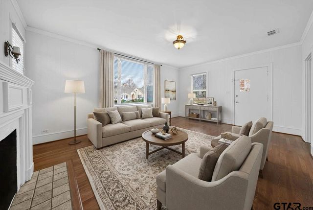 328 Mockingbird drive, Tyler, TX 75701