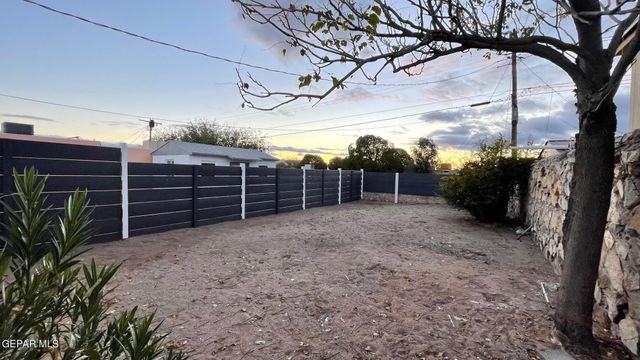 821 Olson Street A, El Paso, TX 79903