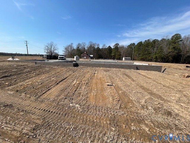 16751 Loving Union Rd, Disputanta, VA 23842