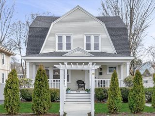 2031 Commonwealth Ave, Newton, MA 02466