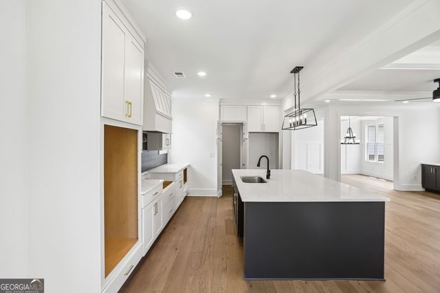 3265 Hilltop Circle, Marietta, GA 30066