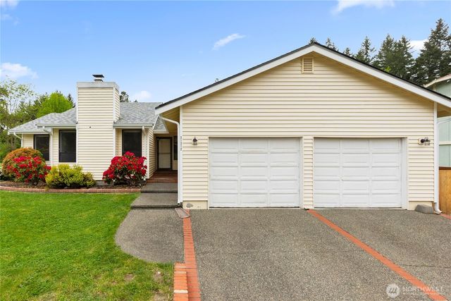 31312 62nd Avenue S, Roy, WA 98580