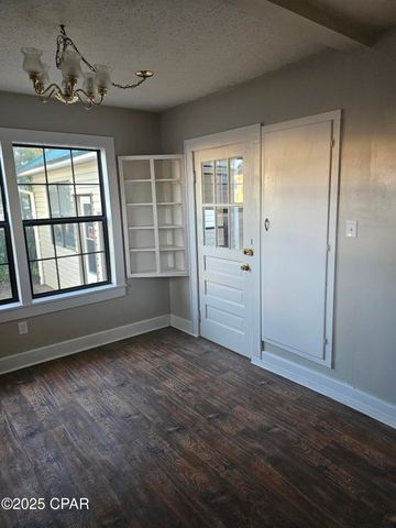 768 Main Street, Chipley, FL 32428