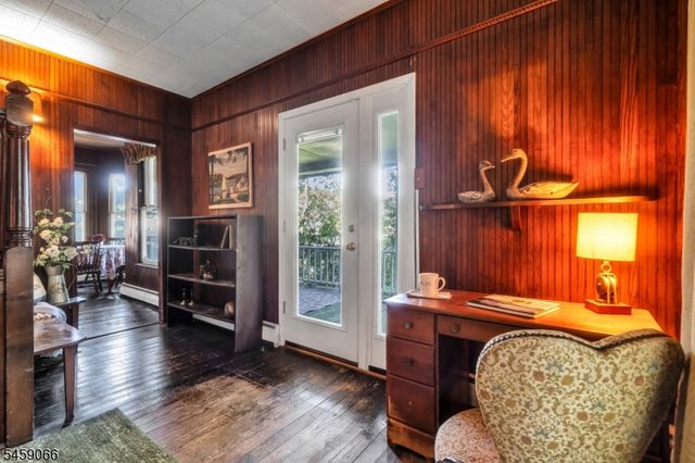 439 Lakeside Blvd, Hopatcong Boro, NJ 07843