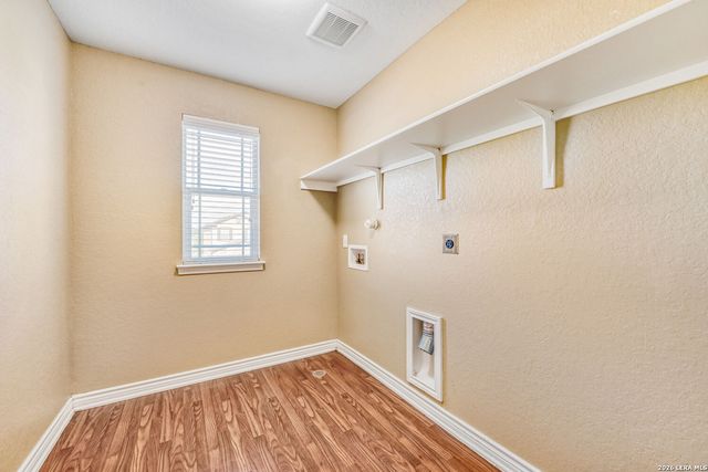 1632 Iron, San Antonio, TX 78245