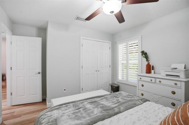 12223 PEREGRINE FALCON AVENUE, Weeki Wachee, FL 34614