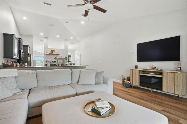 12223 PEREGRINE FALCON AVENUE, Weeki Wachee, FL 34614