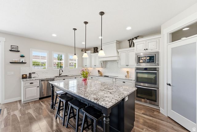 1971 E SUNNYVALE DR, Eagle Mountain, UT 84005