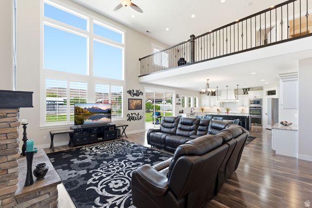 1971 E SUNNYVALE DR, Eagle Mountain, UT 84005
