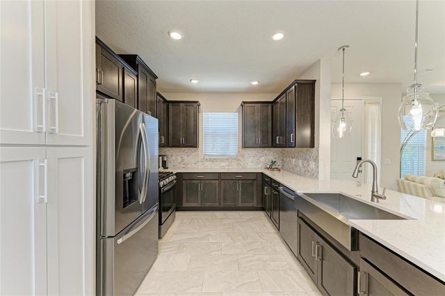 6179 MESA GLEN, Bradenton, FL 34203