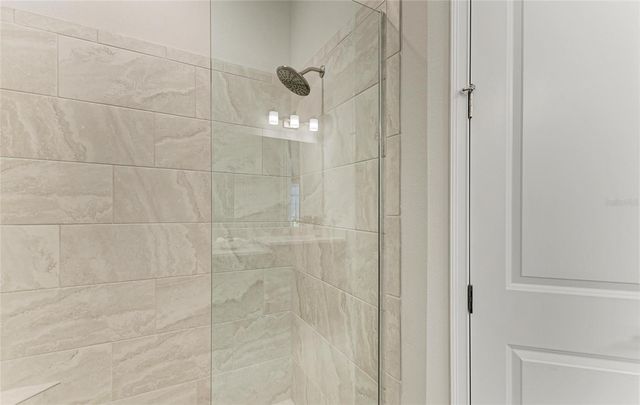 6179 MESA GLEN, Bradenton, FL 34203