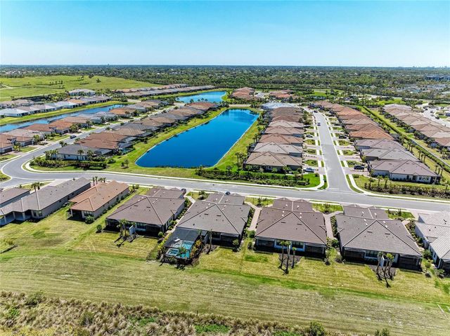 6179 MESA GLEN, Bradenton, FL 34203