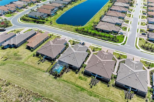 6179 MESA GLEN, Bradenton, FL 34203