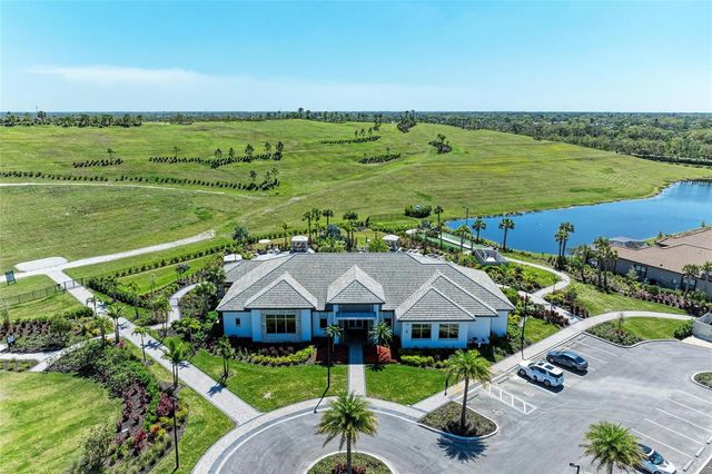 6179 MESA GLEN, Bradenton, FL 34203