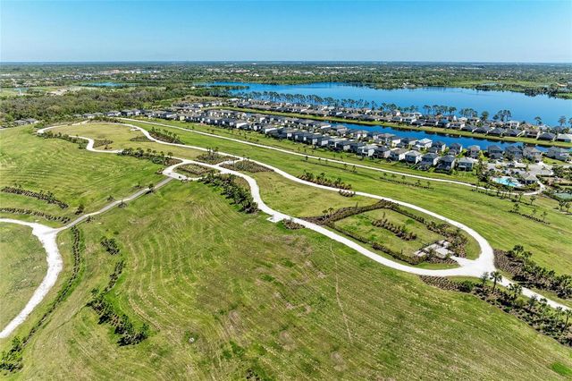6179 MESA GLEN, Bradenton, FL 34203