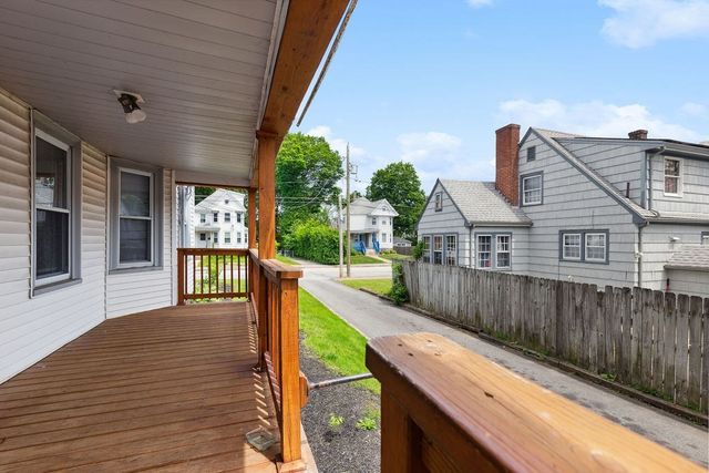 32 Park Rd 1, Brockton, MA 02301
