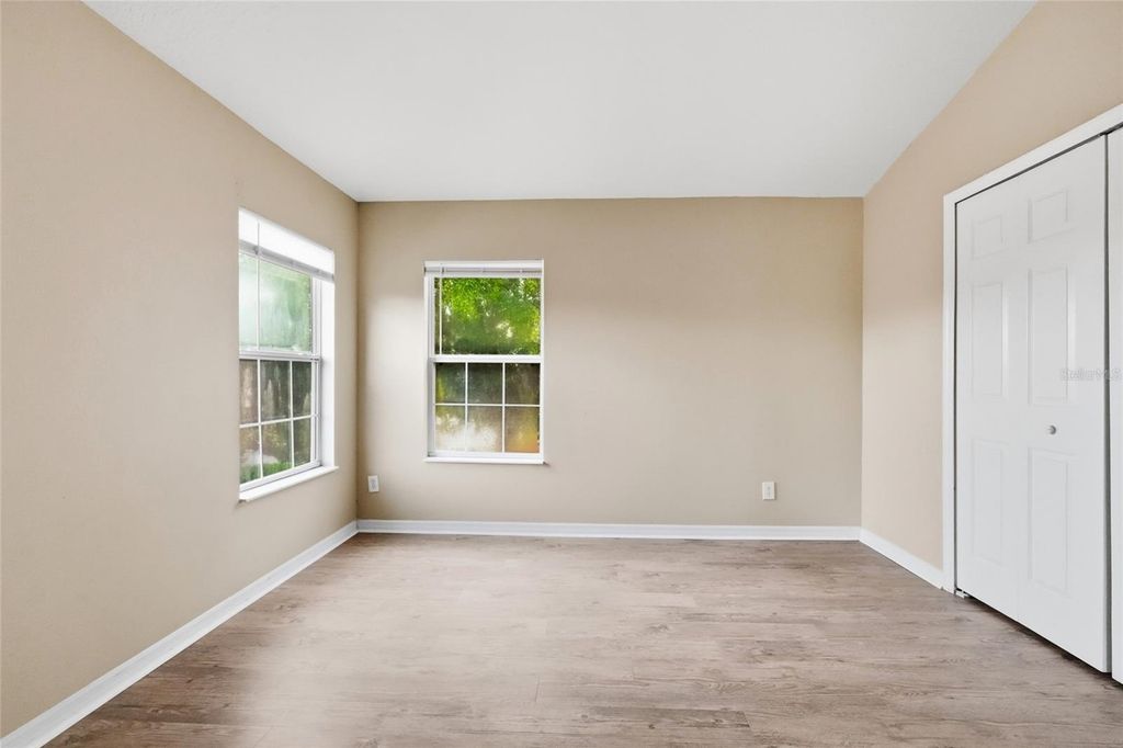 Image 12 of property listing at 6127 46TH STREET E, Bradenton, FL 34203