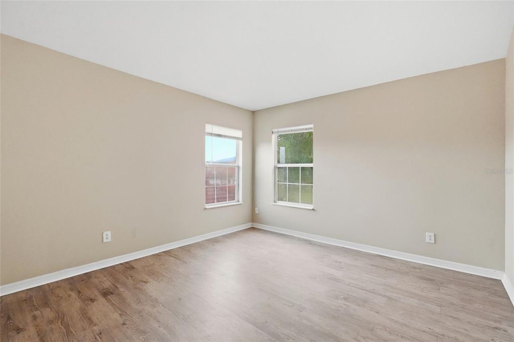 Image 13 of property listing at 6127 46TH STREET E, Bradenton, FL 34203
