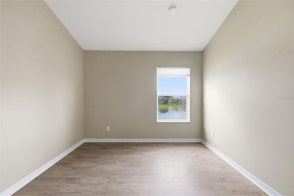Image 19 of property listing at 6127 46TH STREET E, Bradenton, FL 34203