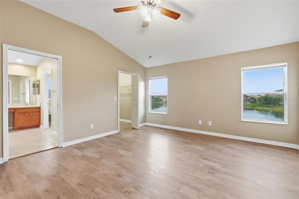 Image 28 of property listing at 6127 46TH STREET E, Bradenton, FL 34203