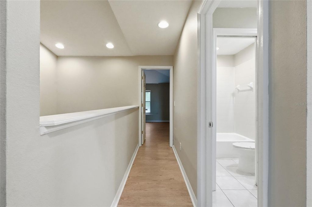 Image 34 of property listing at 6127 46TH STREET E, Bradenton, FL 34203