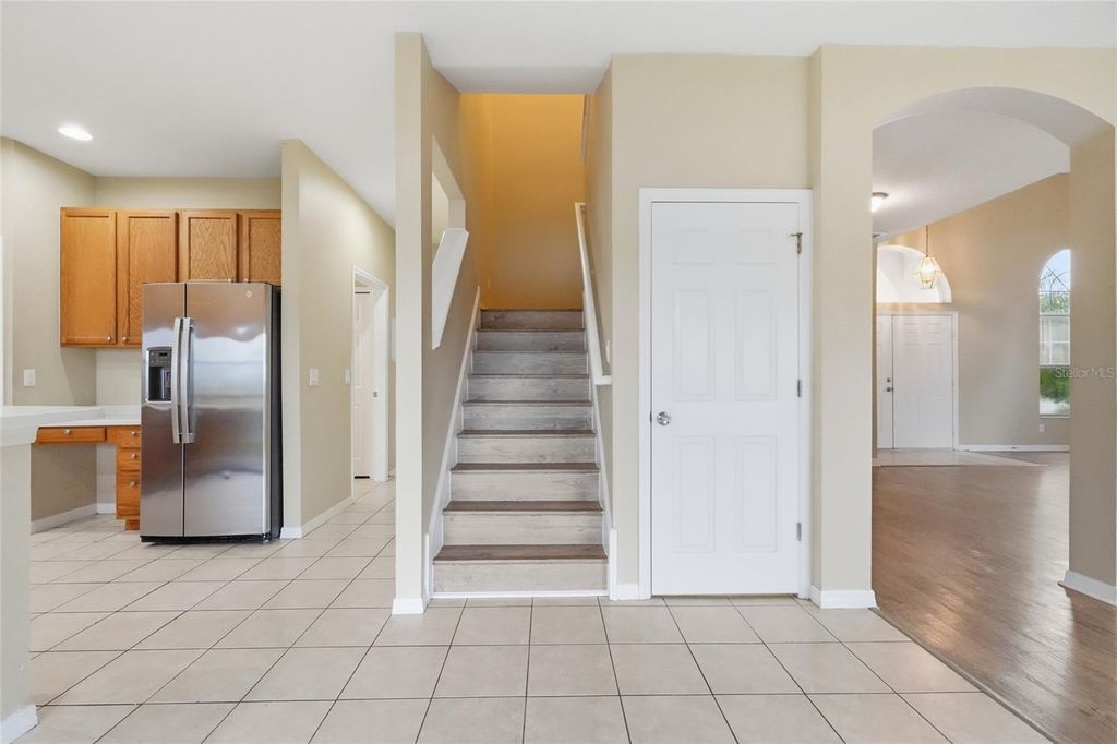 Image 37 of property listing at 6127 46TH STREET E, Bradenton, FL 34203