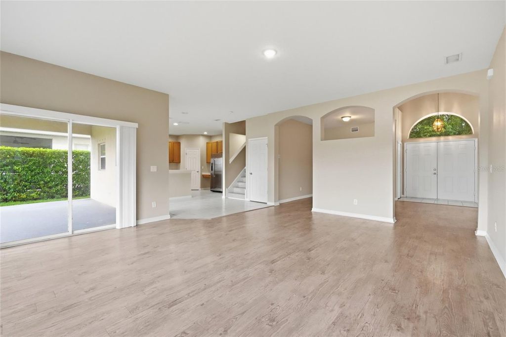 Image 50 of property listing at 6127 46TH STREET E, Bradenton, FL 34203