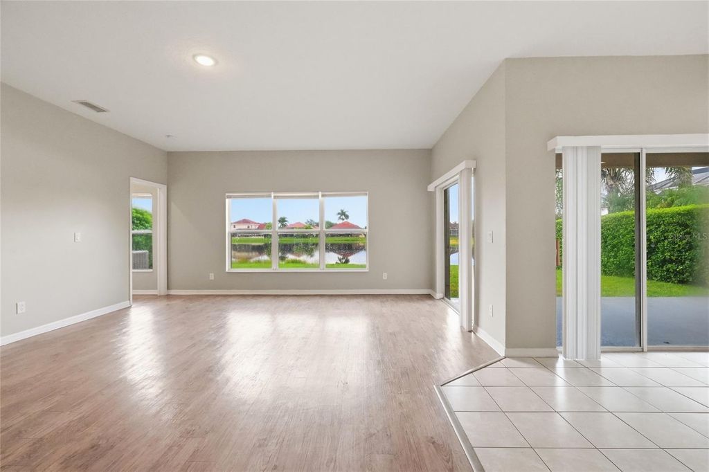 Image 54 of property listing at 6127 46TH STREET E, Bradenton, FL 34203