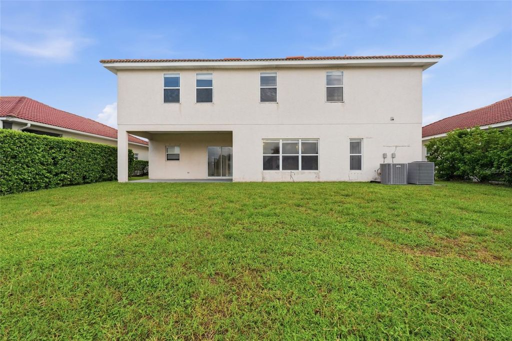 Image 66 of property listing at 6127 46TH STREET E, Bradenton, FL 34203