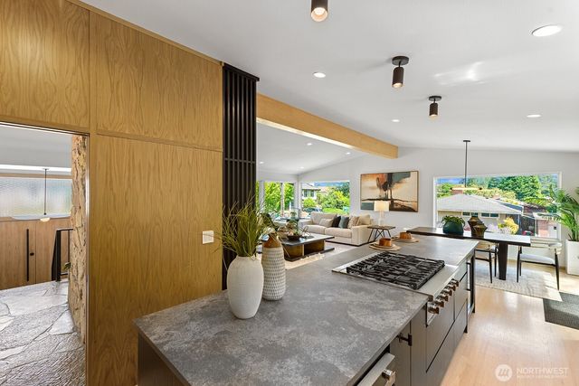 5231 S Othello Street, Seattle, WA 98118