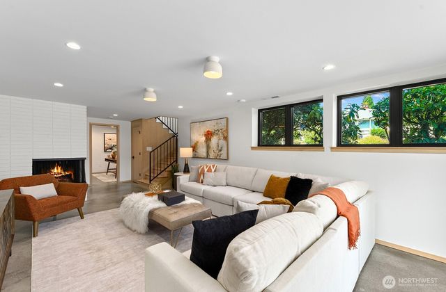 5231 S Othello Street, Seattle, WA 98118