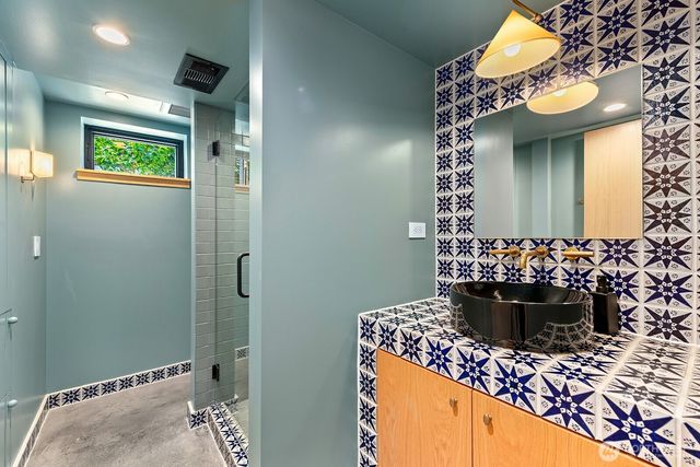 5231 S Othello Street, Seattle, WA 98118